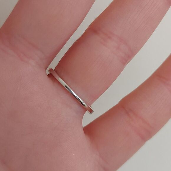 925 Sterling Silver Mermaid Tail Dangle Ring - Picture 6 of 7